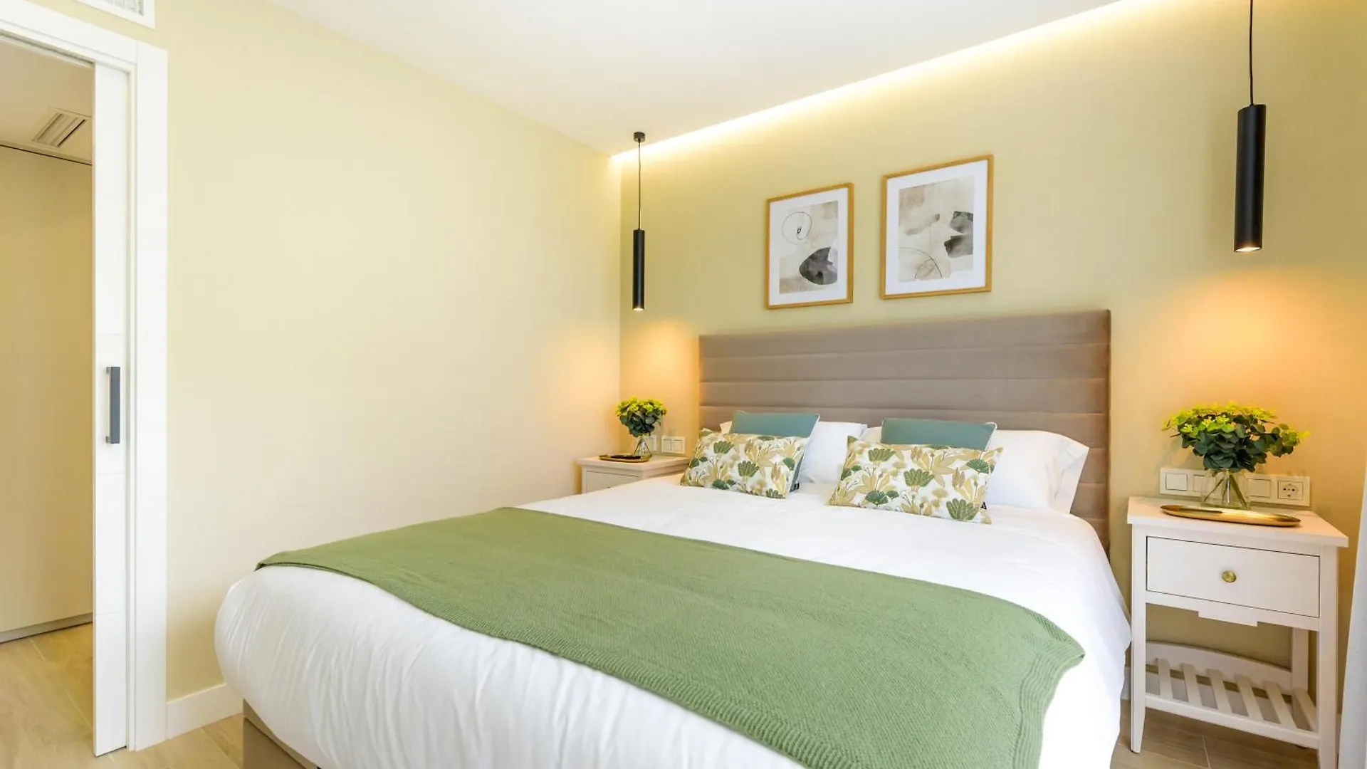 Wintowinrentals Luxury Apartment In Hotel Ocean House Torremolinos Spain